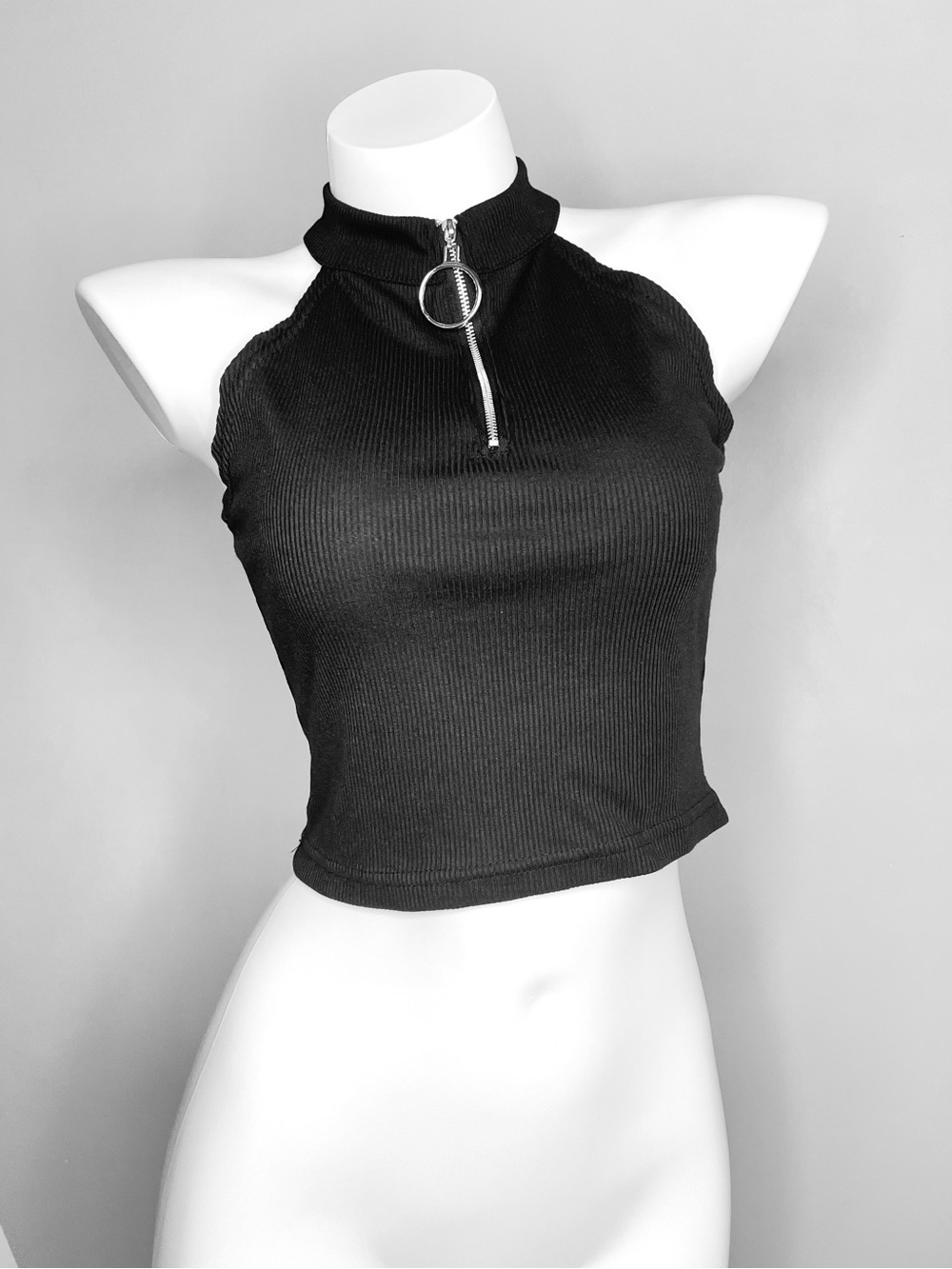 Black Sleeveless Ribbed Halter Crop Top with O-Ring Zip